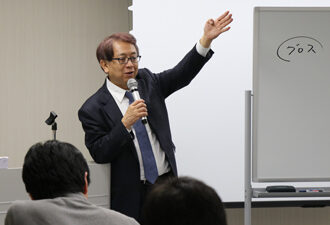 『90分ですべてが分かる！中古マンション投資攻略セミナー』をフクラシア八重洲にて開催の様子